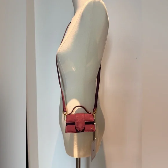 Jacquemus Le Petit Bambino Mini Bag in Burgundy - Picture 3 of 14